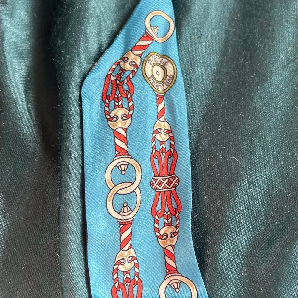 100% silk. Made in France. High quality scarf bracelet. With gold heart pendant! - Picture 14 of 16